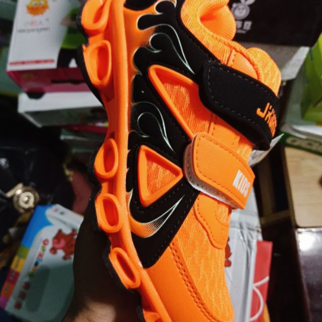 Combo 2 đôi thể thao cho bé 17