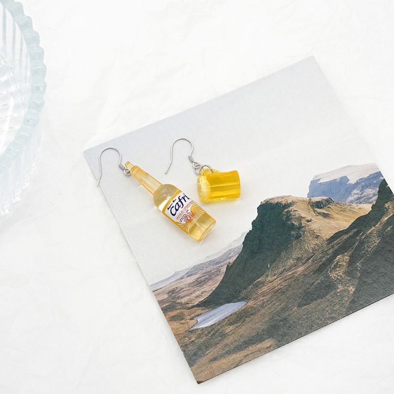 Khuyên Tai Dáng Dài Mặt Hình Chai Bia Mini Không Đối Xứng Bằng Nhựa Resin Quyến Rũ Cho Nữ