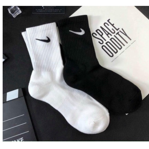 Tất vớ Nike trắng đen nam nữ thể thao thời trang loại cổ cao, hàng dệt kim cao cấp