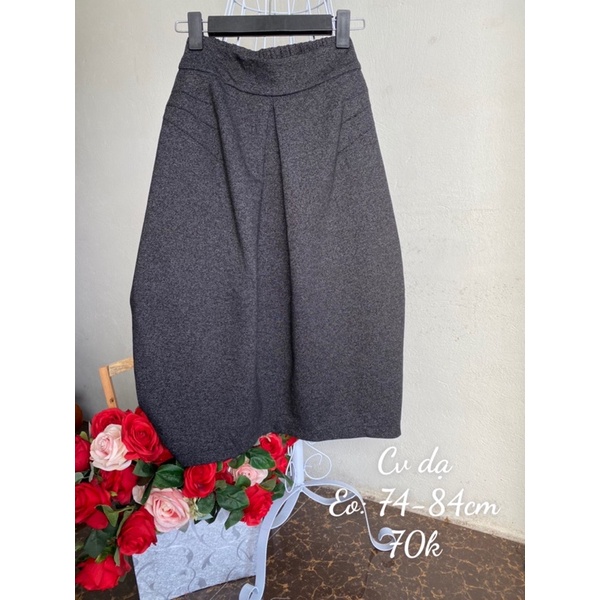 Chân váy dạ dài kiểu