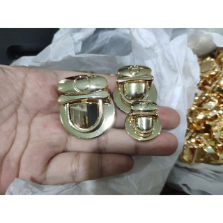 Khoá sập bầu
