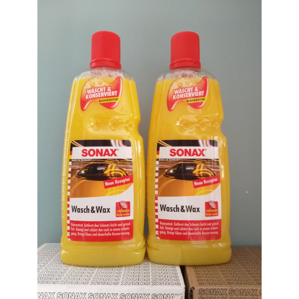 Nước Rửa Xe Kết Hợp Phủ Bóng Sơn Sonax Wash & Wax 1000ml