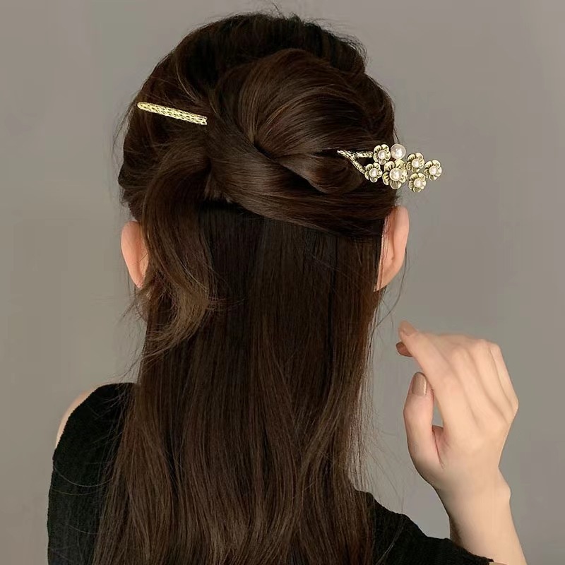 Trâm Cài Tóc Kim Loại Hình Hoa Đính Ngọc Trai Phong Cách Cổ Điển Chất Lượng Cao Cho Nữ