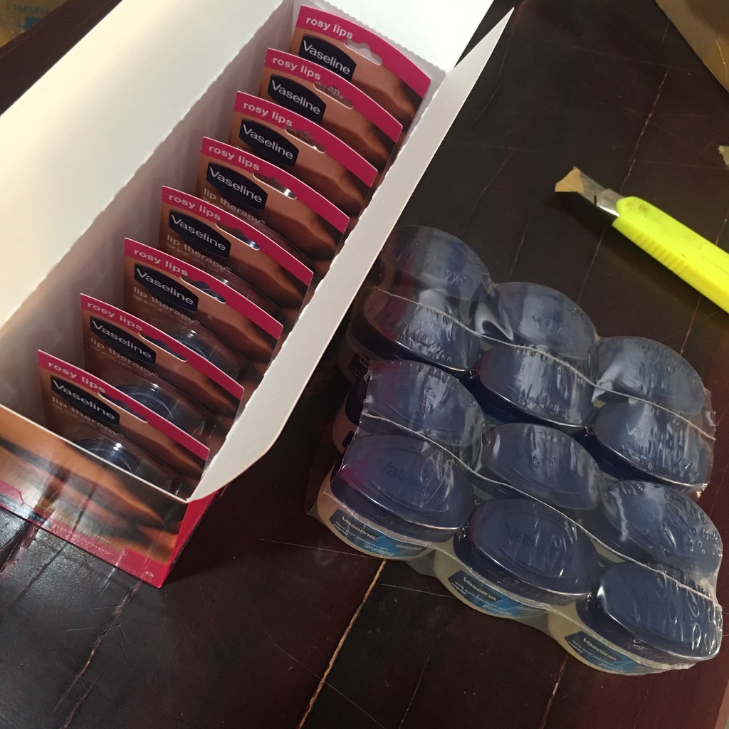 7gr Sáp dưỡng môi VaselineLip Therapy