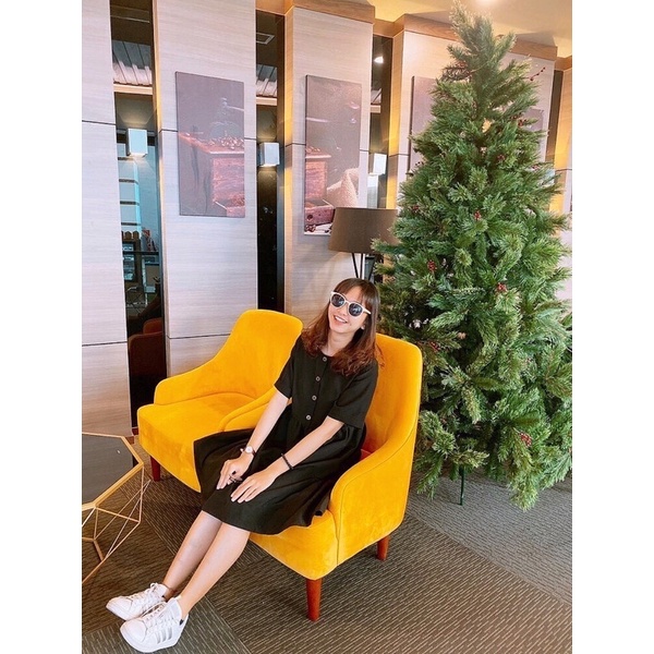 Đầm nút dừa tay ngắn