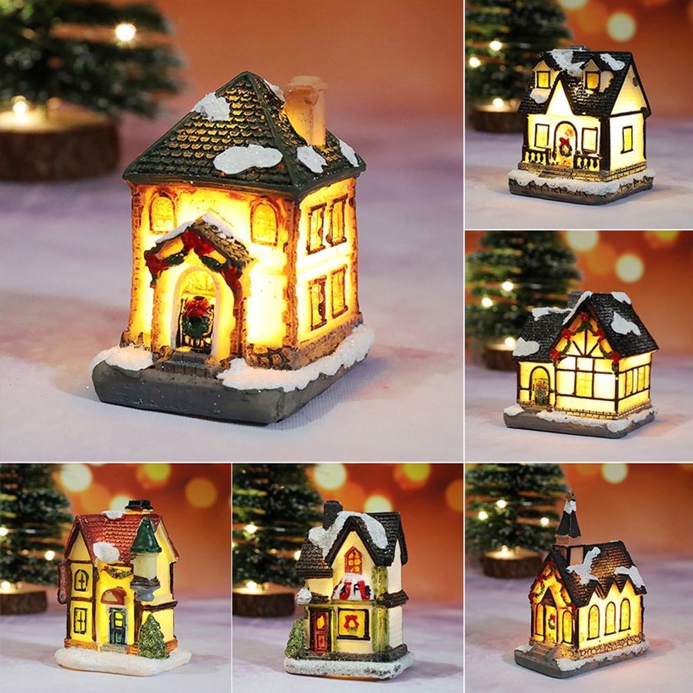 Ngôi nhà giáng sinh có đèn LED 2021 dùng trang trí nhà cửa