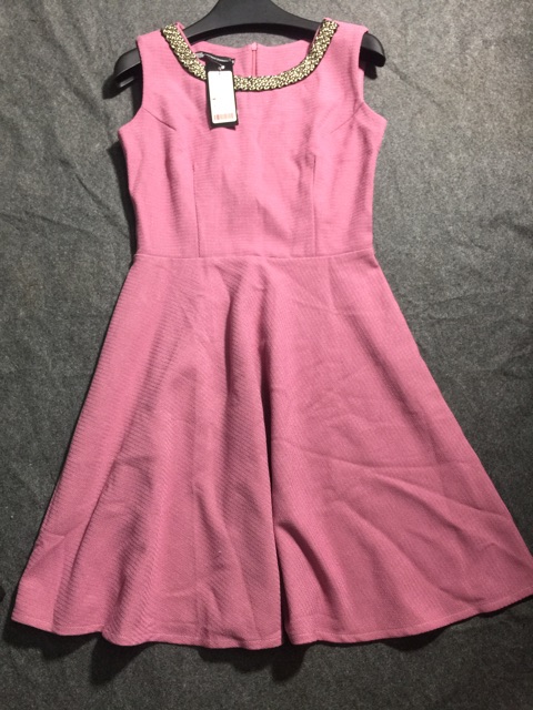 Shop nghỉ bán thanh lý váy