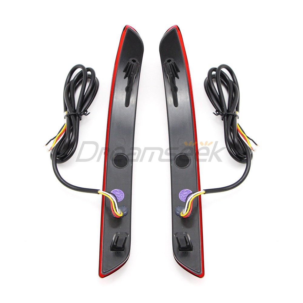 Đèn LED chiếu hậu phanh thắng cho ô tô Toyota Innova 2016 2017 2018 2019 2020+