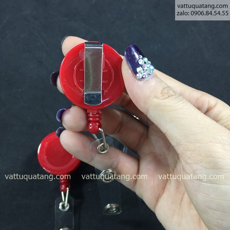 KẸP THẺ ĐEO BẢNG TÊN RÚT TRƠN - ĐỎ