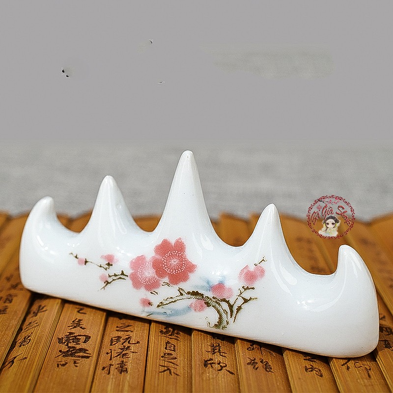 Gác bút thư pháp bằng sứ vật phẩm trang