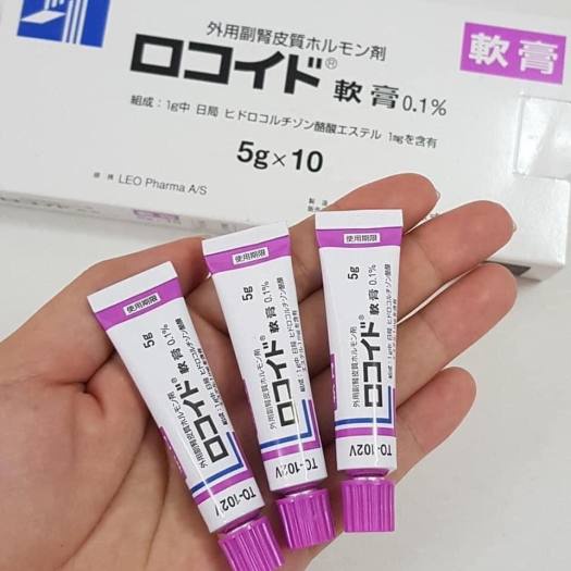 Kem Bôi Ngoài Da Làm Dịu Vết Muỗi Đốt Rokoito 0,1% Nhật Bản