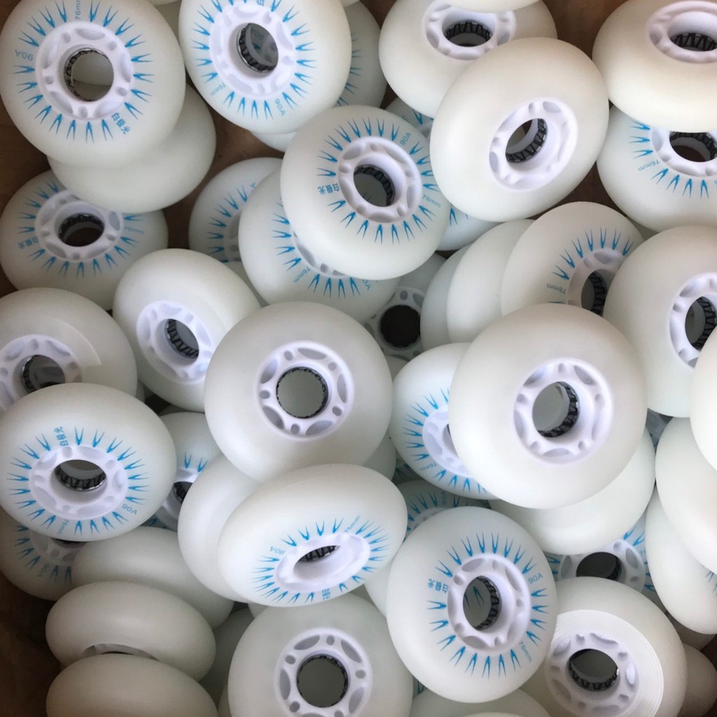 Bánh Sau Xe Điện 3 Bánh Drift 360 Độ Có Đèn