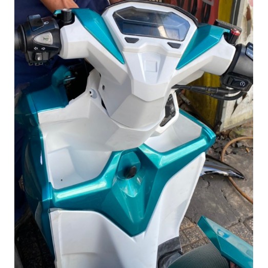 Sơn Màu Trắng Nhựa Nhám Không Cần Lót Rhino