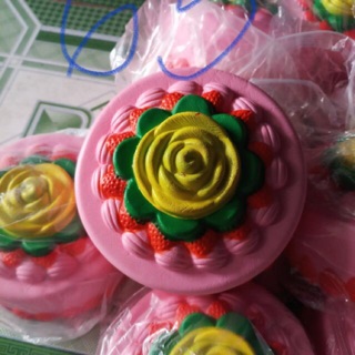 Squishy bánh kem hoa hồng
