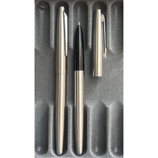 Bút máy Jinhao 911 - ngòi tròn trơn 0.38mm