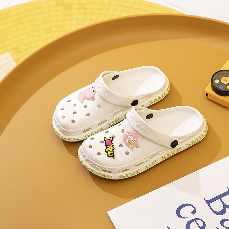 Qi Dashun Giày Đục Lỗ Thoáng Khí Chống Trượt Họa Tiết Hoạt Hình Dễ Thương Thời Trang Mùa Hè Cho Nam Và Nữ FT6284