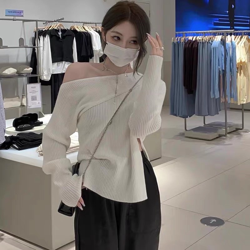 áo len tăm cổ lệch vạt xẻ tà 3M