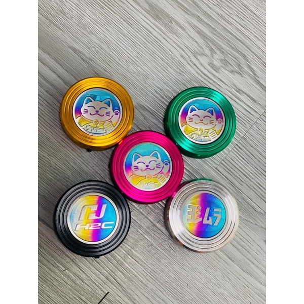 Nắp bình xăng CNC hình Titan