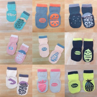 Tất cao cổ chống trượt cho bé size 0-1 , 2-3 tuổi
