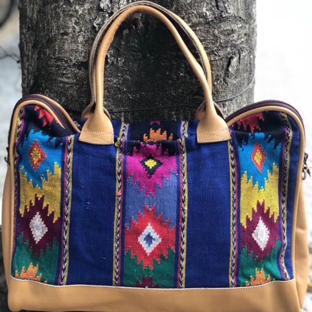 Cặp thổ cẩm da mộc vintage