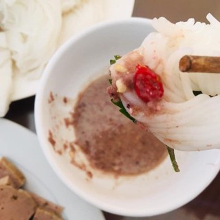 Mắm tôm Cửa Lò Nghệ An - Chai 500ml và 1 lit