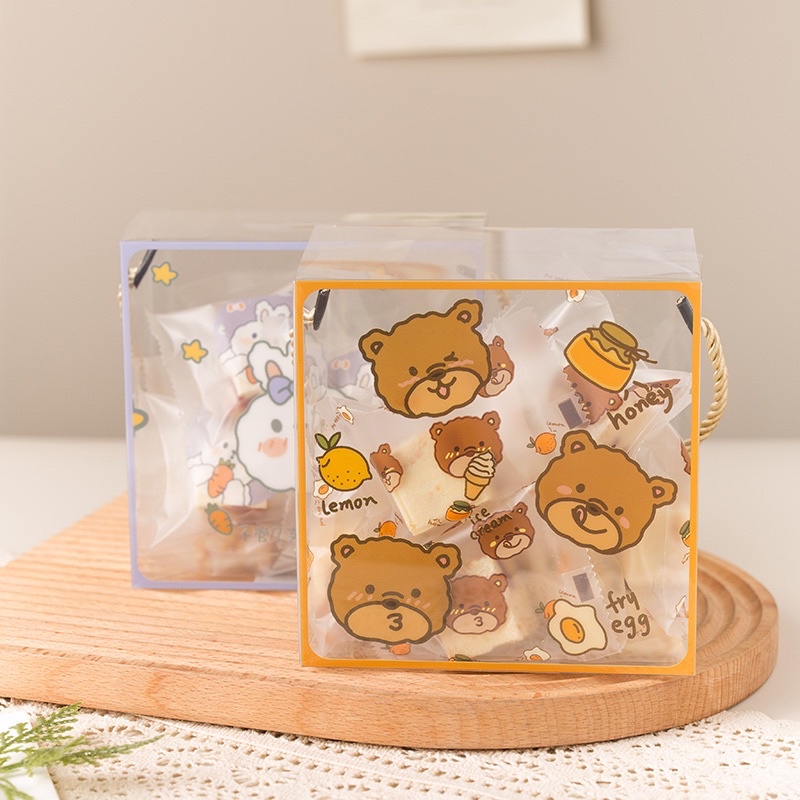 set 2 hộp nhựa đựng quà bánh gấu/ hoa size 14 x 14 x 7 cm
