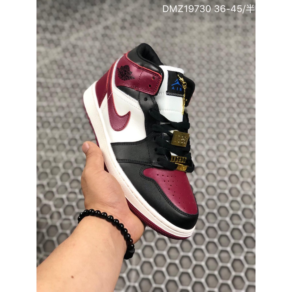 Jordan 1 generation Air Jordan 1 Low AJ1 Joe 1 Jordan 1 generation high top classic retro cultural leisure sports basketball shoes Sports Running Shoes