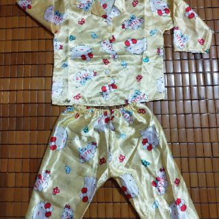 Đồ bộ pizama phi bóng cho bé gái