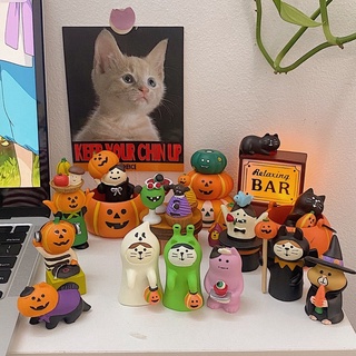 Mô hình mèo chủ đề Halloween