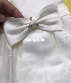Đầm Bé Gái Ren Trắng đính nơ