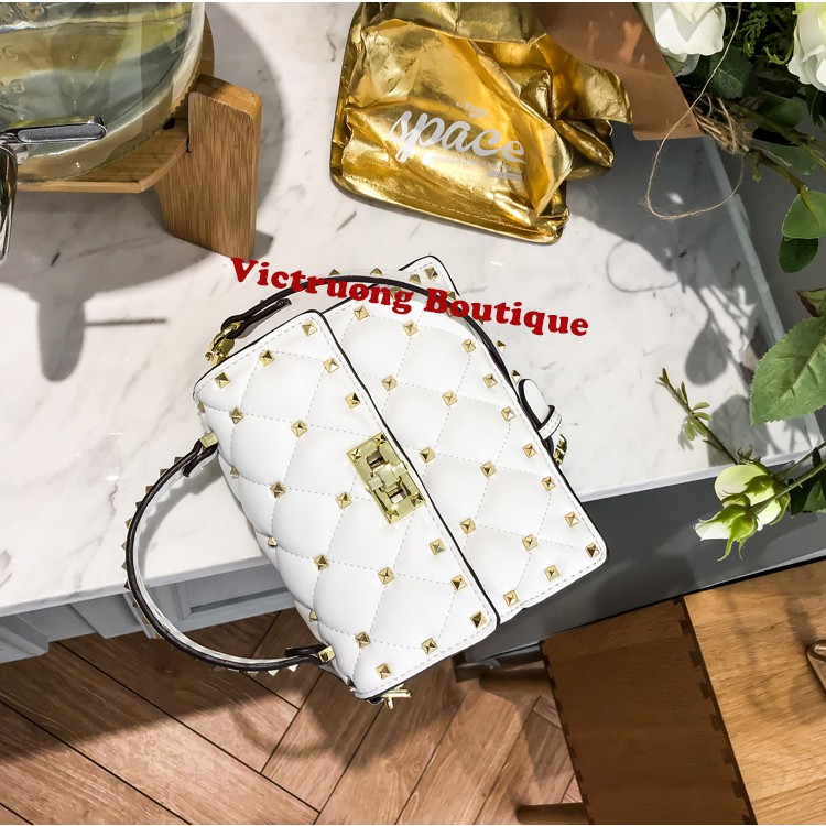 Túi xách nữ da đính đinh tán