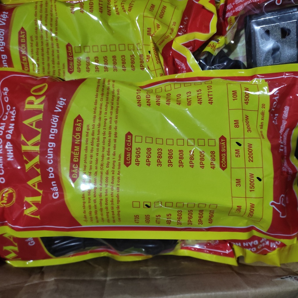 Ổ Cắm Điện 4 Lỗ Đa Năng Chịu Tải Cao -Đen/Trắng - Dây Dài 3m/5m