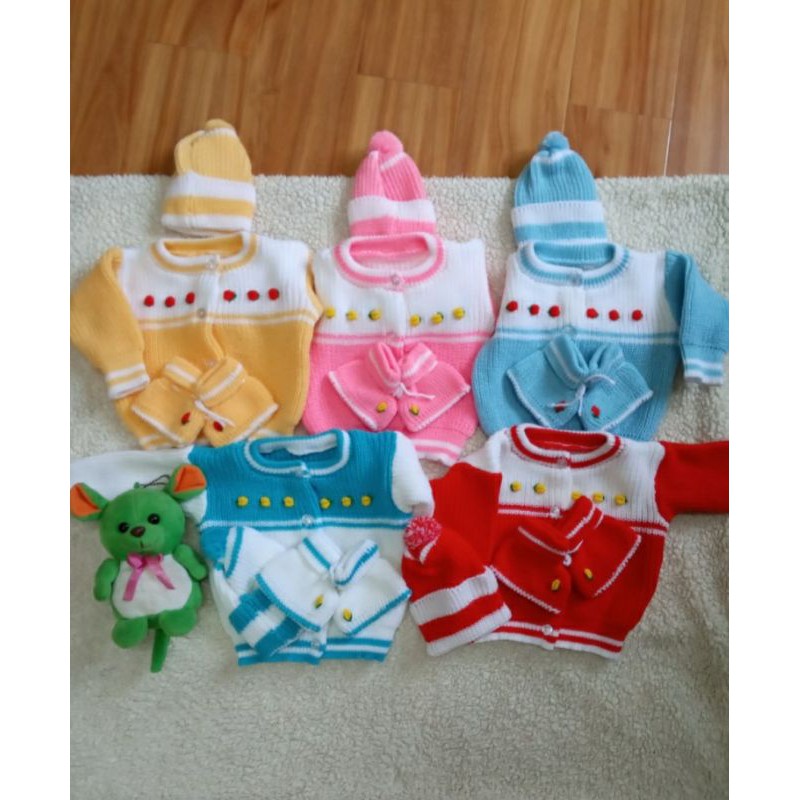 Áo len dễ thương kết hình hoa hồng dày dặn cho bé dưói 7kg