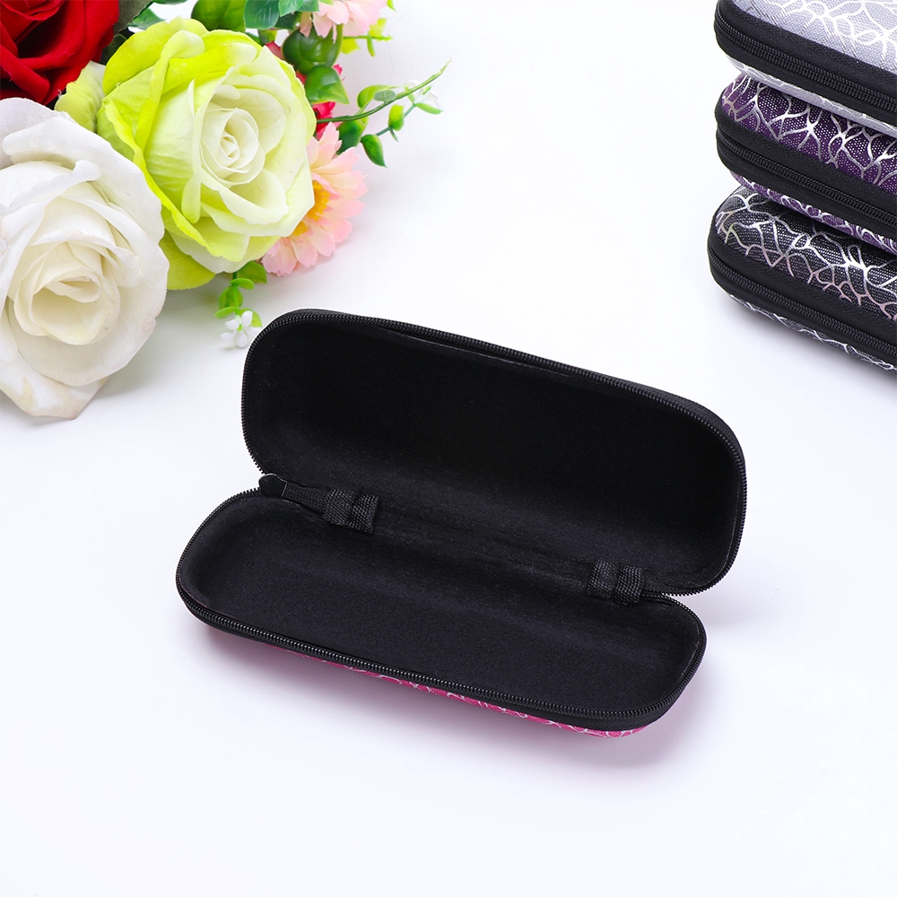 Hộp nhựa đựng mắt kính