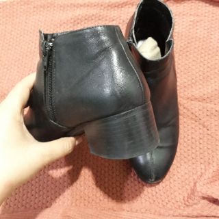 Thanh lý Giày boot Juno 3cm