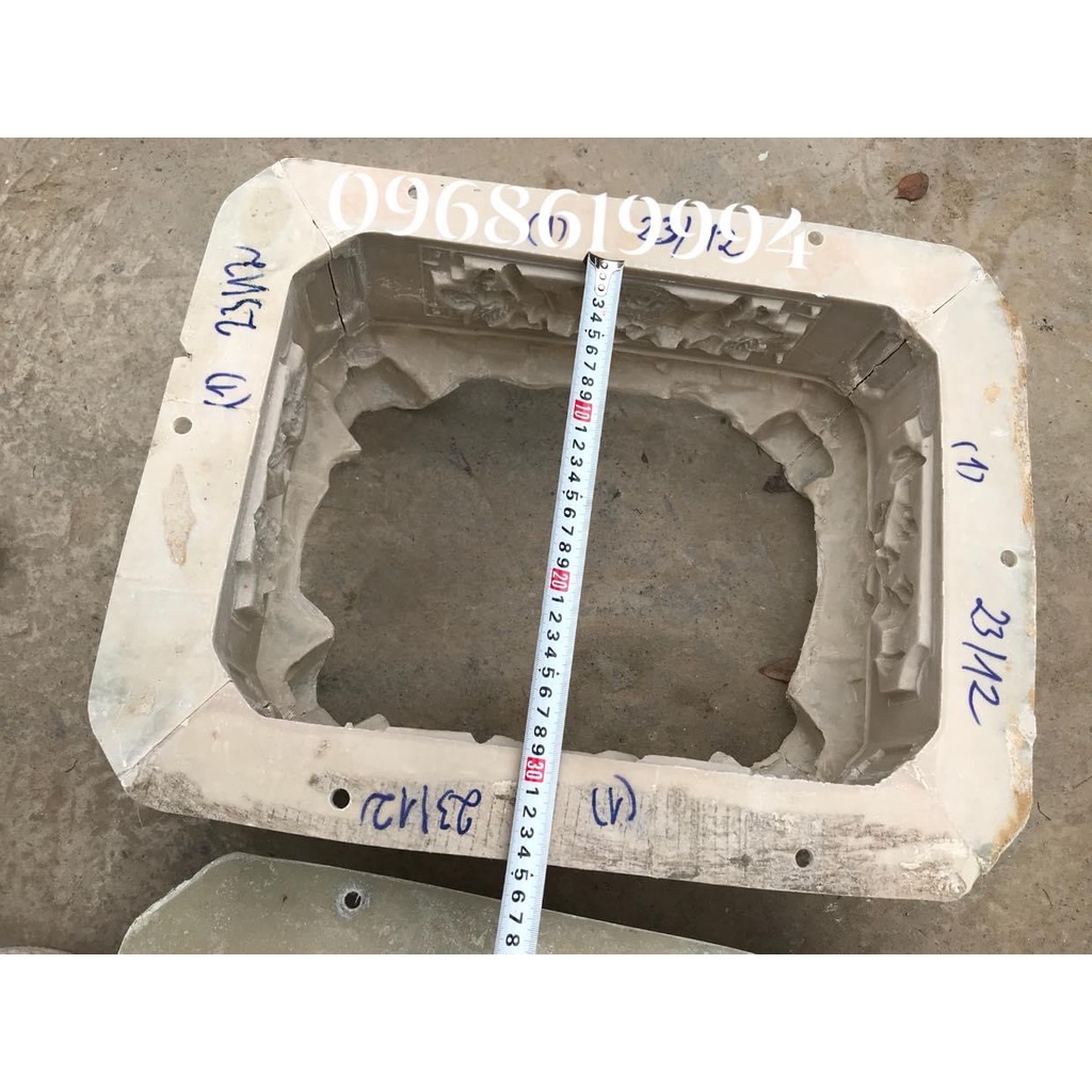 Khuôn chậu chữ nhật mini dài 39 rộng 29 cao 21cm nhựa composite