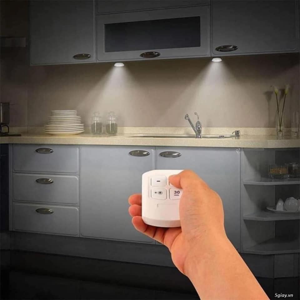 Đèn led dán tường thông minh treo cầu thang phòng ngủ gắn tủ trang trí - Bộ 3 bóng mini Điều khiển từ xa