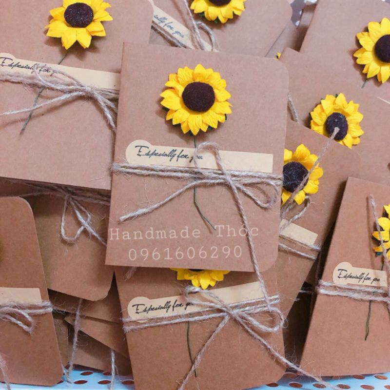 Thiệp giấy kraft Vintage cài hoa hướng dương Handmade,thiệp sinh nhật,thiệp chúc mừng
