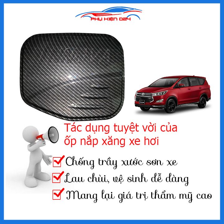 Ốp nắp bình xăng Innova 2017-2018-2019-2020 vân cacbon chống trầy trang trí ô tô