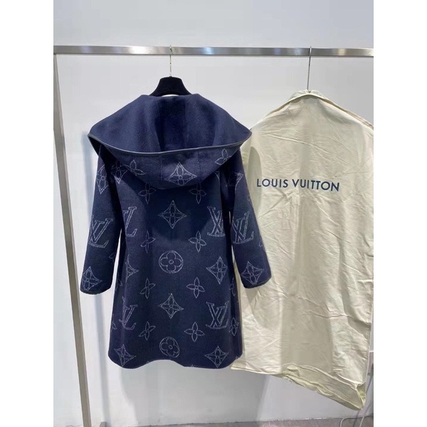 Áo khoác dạ dáng dài có mũ cho nữ thương hiệu Louis Vuitton LV cao cấp