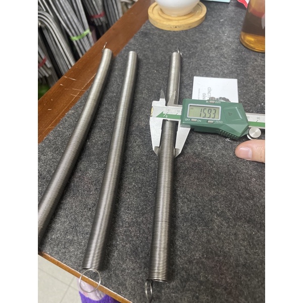 Lò Xo Kéo phi 16 sợi 1 dài 300