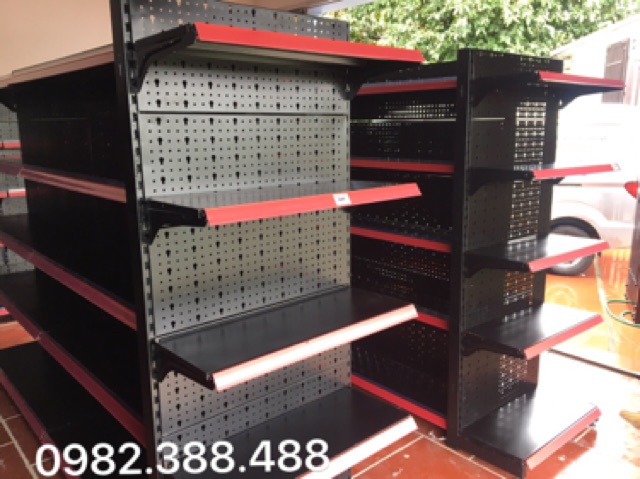 Kệ để hàng 2 mặt lưng tôn đục lỗ ( Cao 1m5 dài 1m2 )