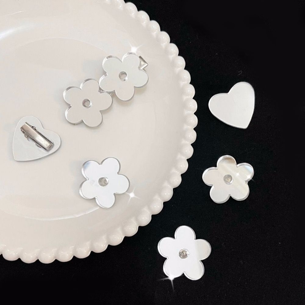 Kẹp tóc mỏ vịt hình bông hoa/ trái tim bằng hợp kim acrylic phong cách ngọt ngào thời trang Hàn Quốc cho nữ