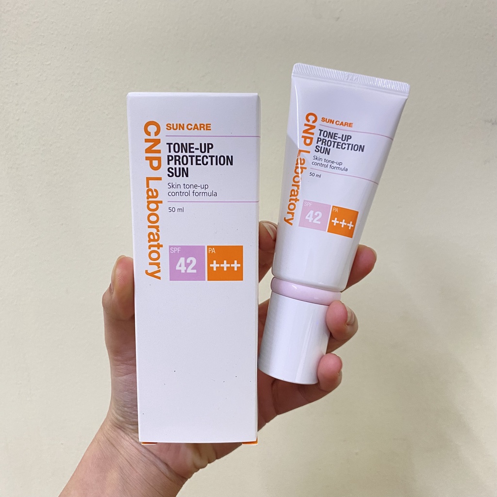 Kem chống nắng CNP nâng tone SPF42 PA +++