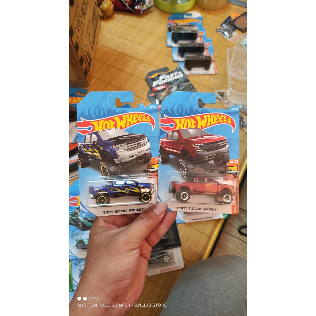 mô hình xe 1/64 hot wheels hotwheels hotwheel chính hãng chevy silverado trail boss