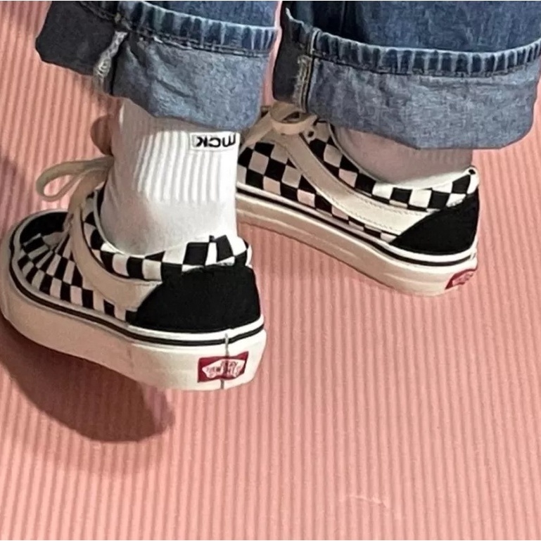 Vans Giày Thể Thao Cổ Thấp Chất Liệu canvas Họa Tiết Kẻ Sọc Đen Trắng unisex-1747