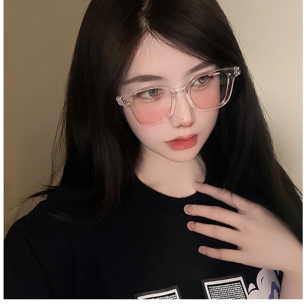 Kính má hồng hot trend