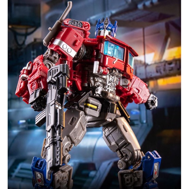 Mô hình Optimus H6001-4 lắp thành xe