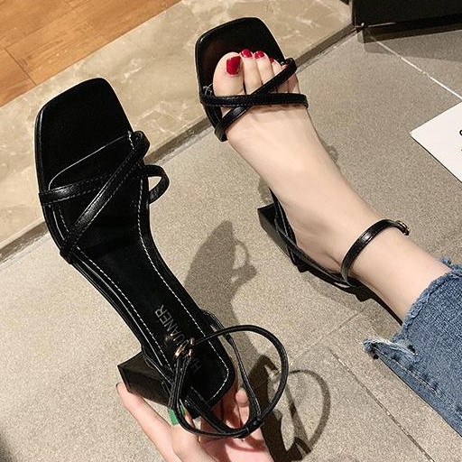 Sandal Nữ Cao  Đan Chéo 2 màu Đen Và Kem Mã XKS10 7P VÀ 4P