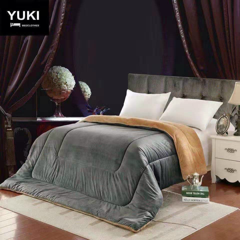 Chăn Lông Cừu Crown YUKI - Chăn Lông Cừu Dày Mùa Đông